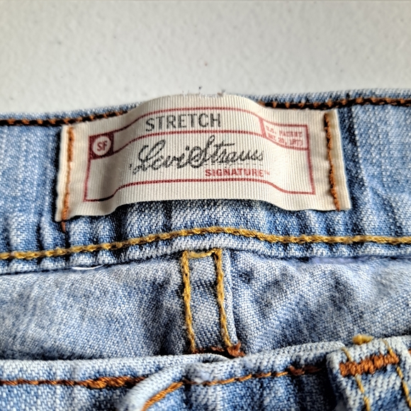 Vintage Levi's Strauss Signature Denim Capri - Picture 4 of 6